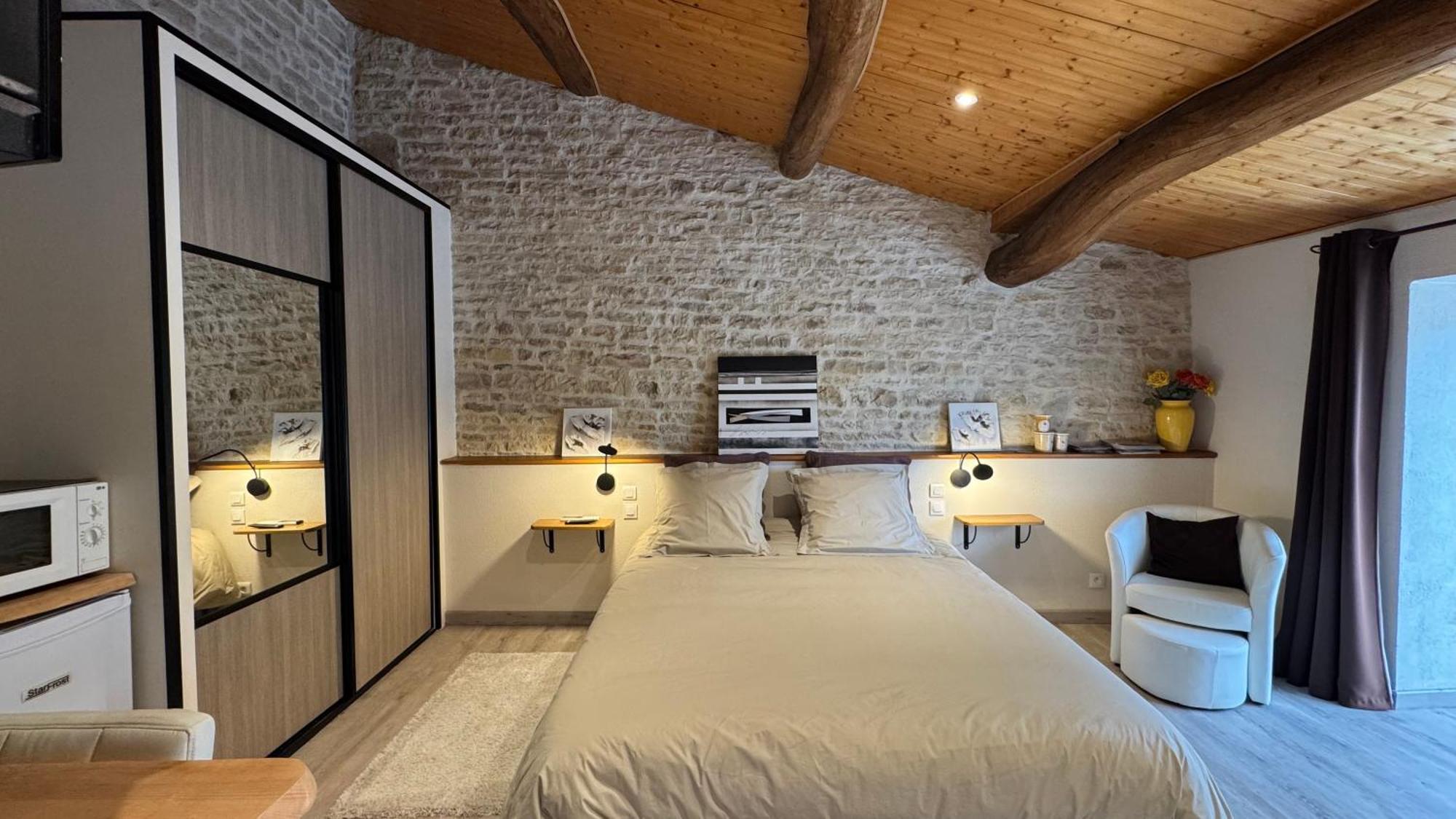 Chambres D'Hotes Les Rozieres Le Bourdet Exterior foto
